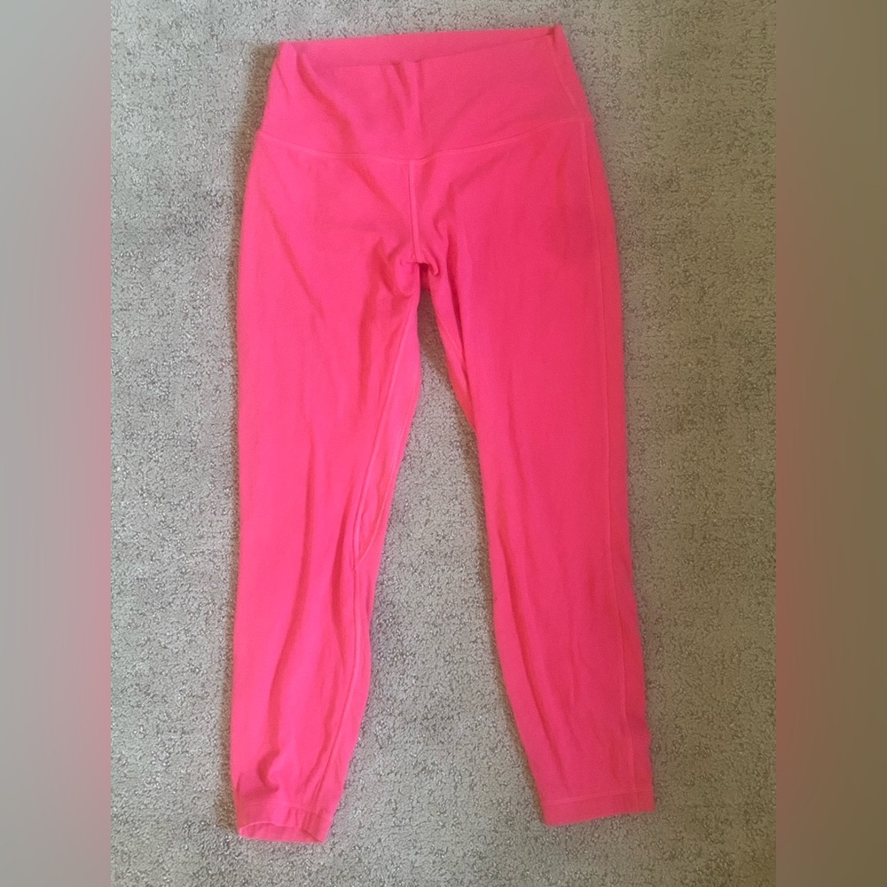Lip Gloss Pink Lululemon Align Leggings